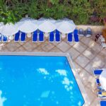 Бассейн отеля Villa Adora Beach в Сиде Бассейн отеля Villa Adora Beach в Сиде