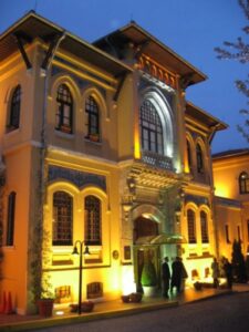 Пятизвездочный отель Four Seasons Hotel Istanbul at Sultanahmet Пятизвездочный отель Four Seasons Hotel Istanbul at Sultanahmet