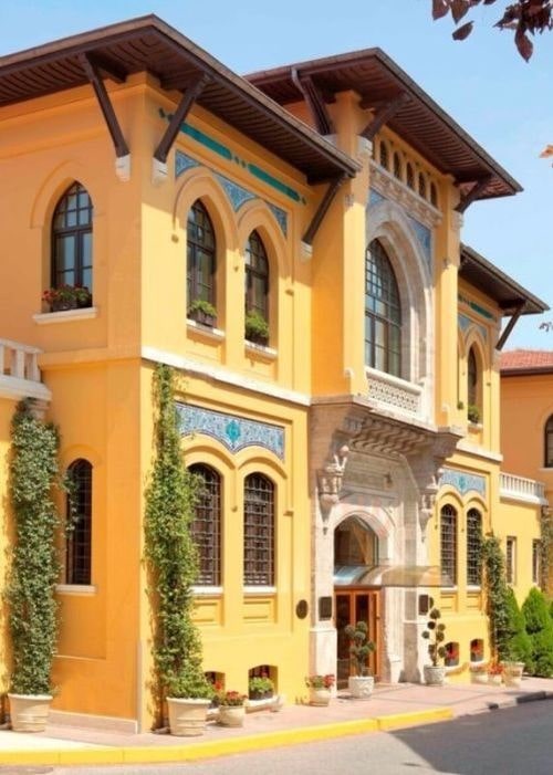 Пятизвездочный отель - тюрьма Four Seasons Hotel Istanbul at Sultanahmet