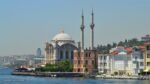 Мечеть Ортакёй на берегу Босфора - Стамбул